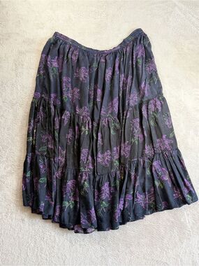 Vintage Sarah Arizona Black Floral Tiered Midi Skirt - L/XL 💯 Rayon